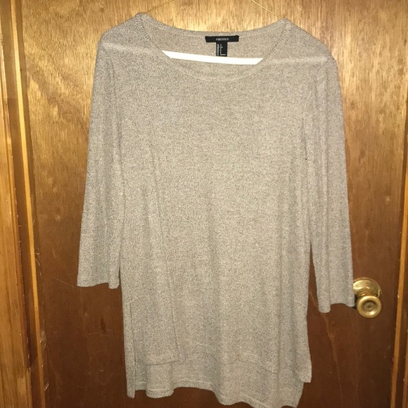 Forever 21 Tops - Quarter Sleeve Top Forever 21 Tops - Quarter Sleeve Top